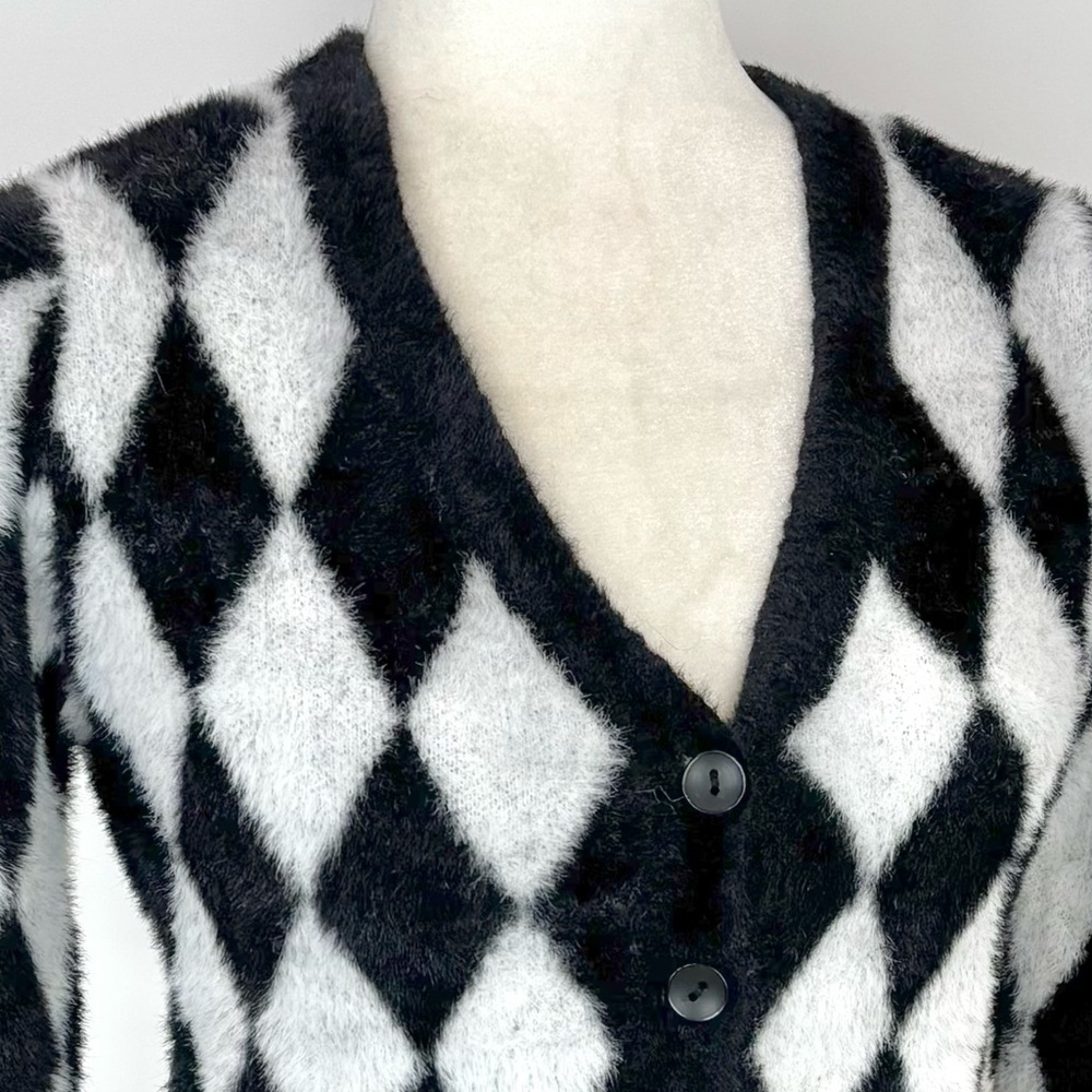Twik argyle harlequin fuzzy cardigan - Picture 2 of 7